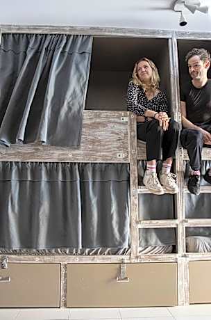 Bed in 6-Bed Mixed Dormitory Room