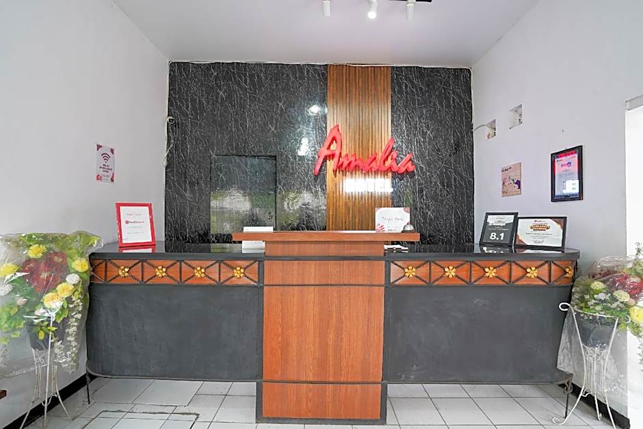 RedDoorz near Alun - Alun Magetan