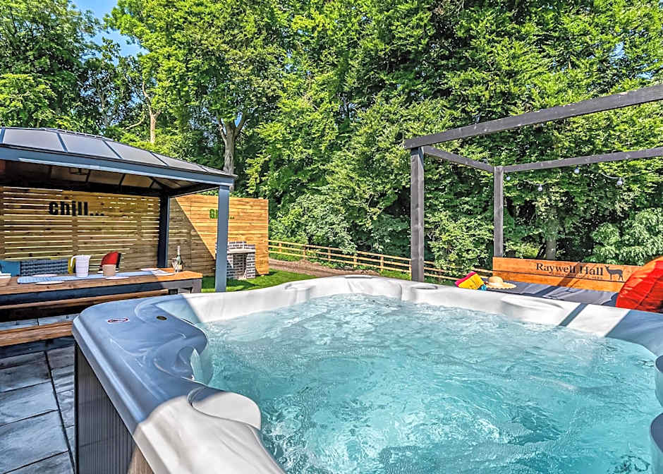 Raywell Hall Country Lodges
