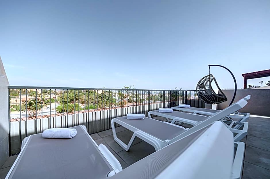 Mayfair by Premier Suites MT