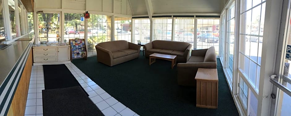 Discovery Inn