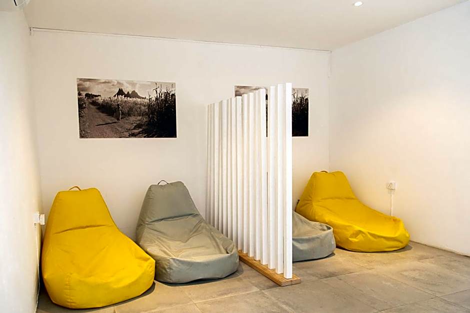 Tropical Attitude - Adults Only