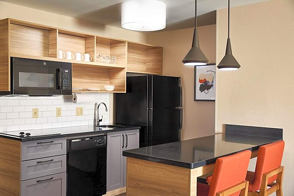 Candlewood Suites Milwaukee Airport - Oak Creek By IHG