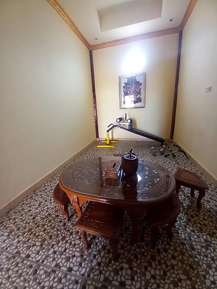 OYO 90731 E-kreasi Home