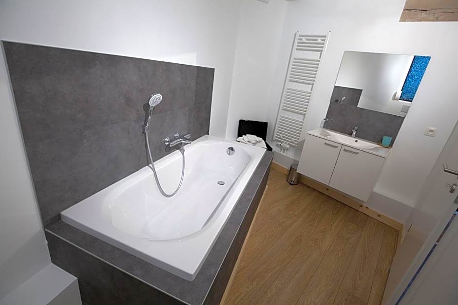 Luxury Spa Hotel - Francofolies