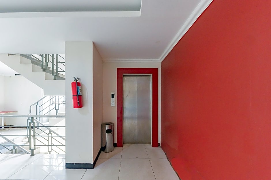 Urbanview Hotel Onyx Ketapang by RedDoorz