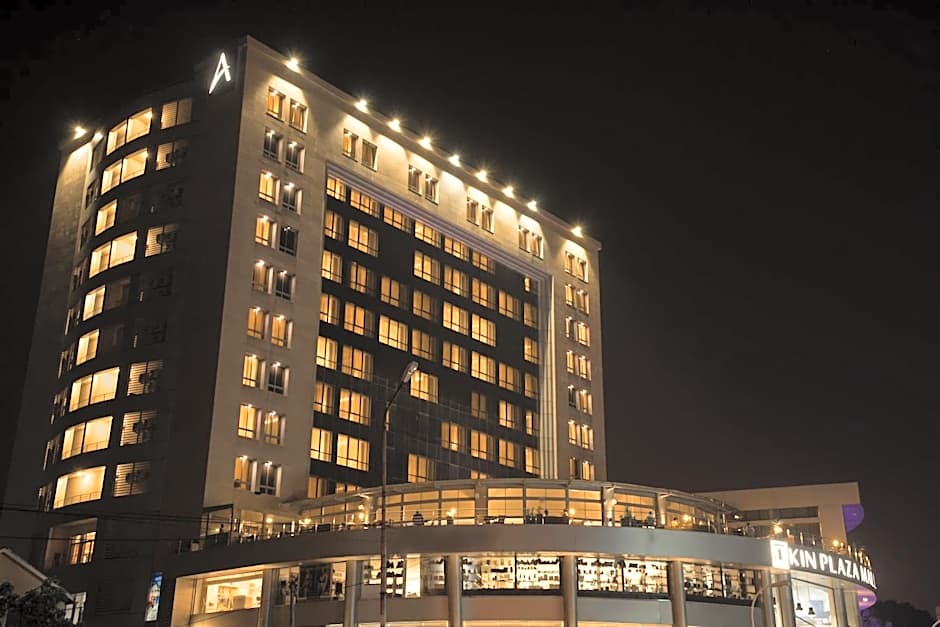 Kin Plaza Arjaan by Rotana
