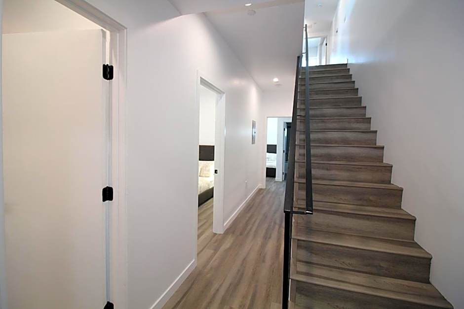 Los Angeles 3BR Villa Suites with Free Parking