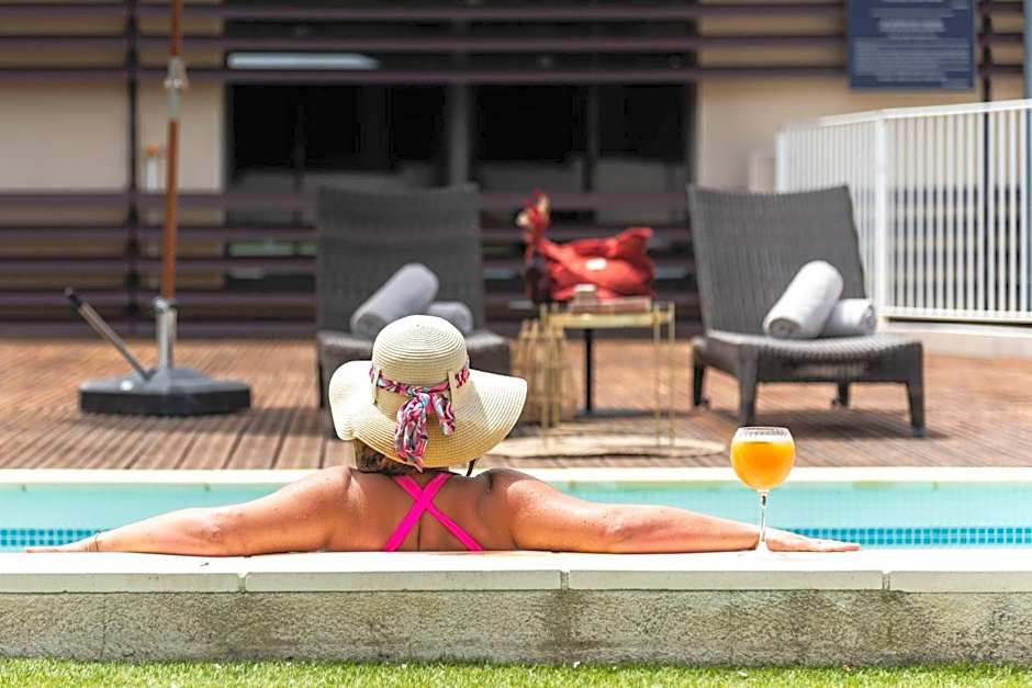 Zenitude Hotel la Valadiere, an Ascend Collection Hotel