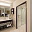 Atrium Hotel And Suites Dfw Airport