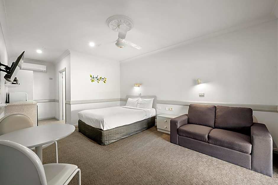 Centre Town Motel