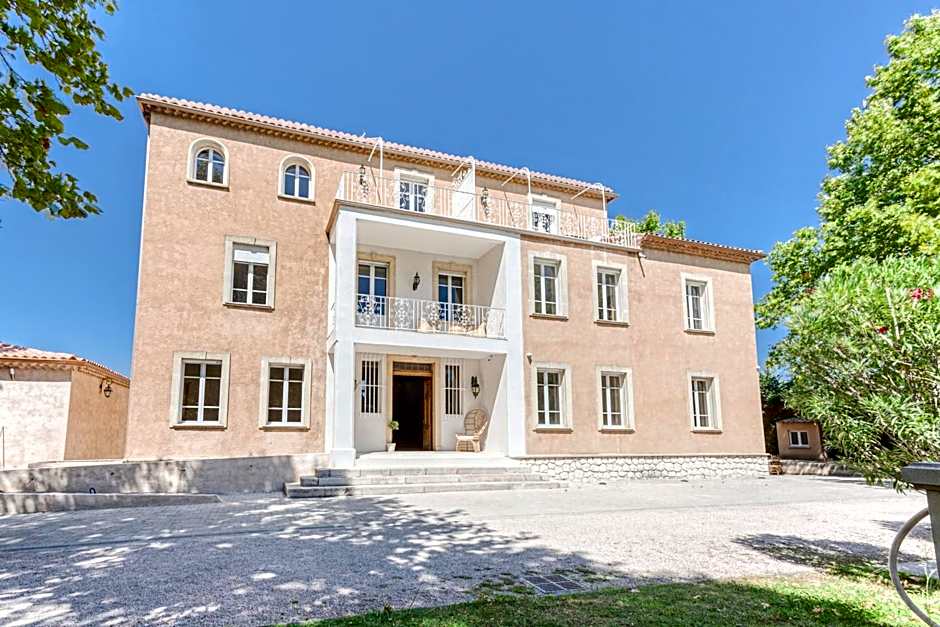 DOMAINE DE LA NERTHE- HOTEL PROVENCE MEDITERRANEE