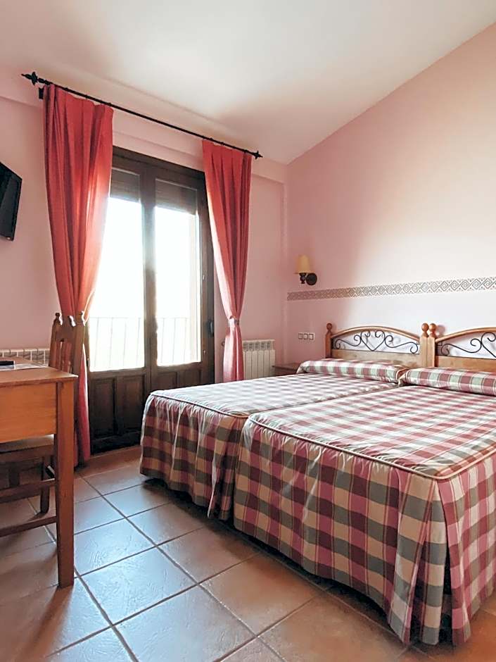Hotel Valdevécar