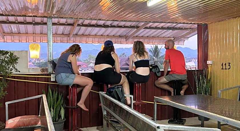 Vang Vieng Rock Backpacker Hostel