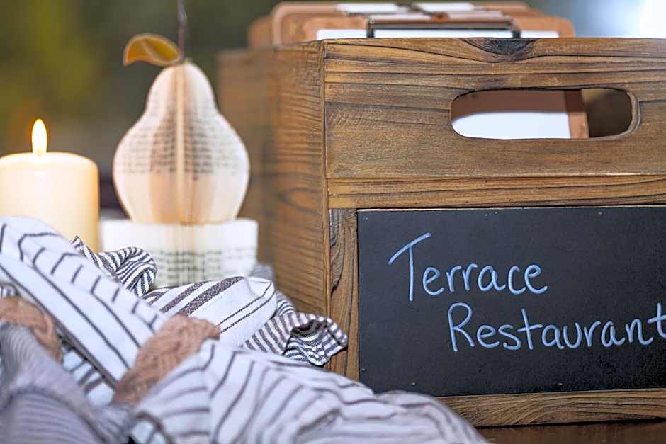 The Denman Hotel Thredbo