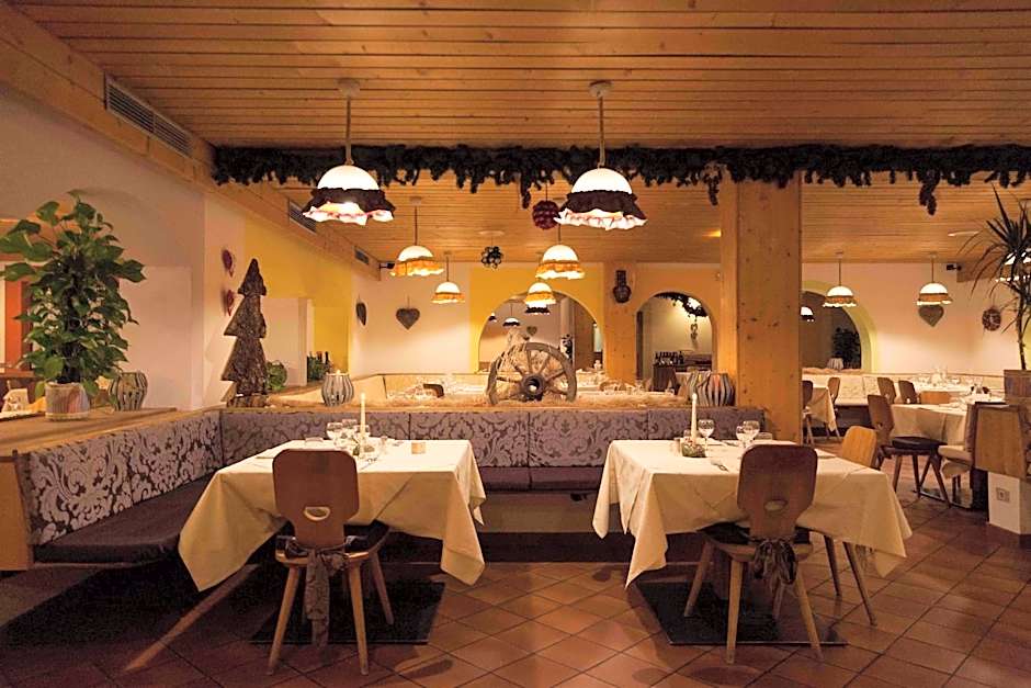 Hotel Casa Alpina - Alpin Haus