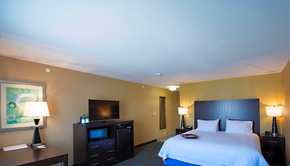 Hampton Inn By Hilton Saskatoon South