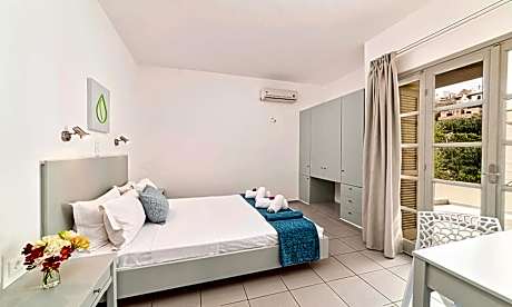 Ground Floor Family Suite with Garden View