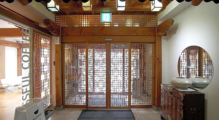 Jeonju Hanok Taejogung Hotel