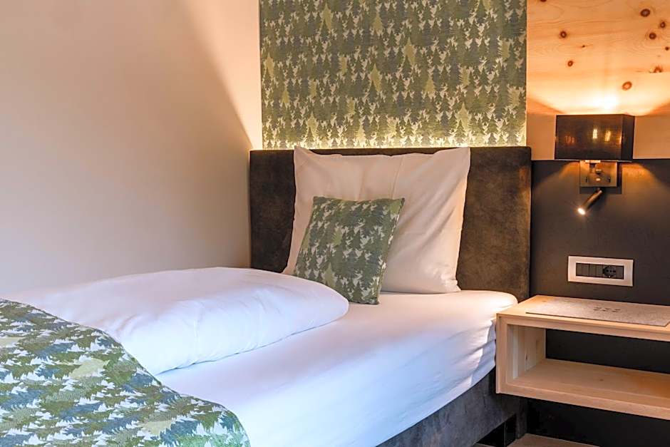 Cityhotel Goldener Adler B&B