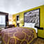Super 8 by Wyndham Oelwein
