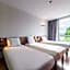 B&B Hotel Lully 3 Lakes