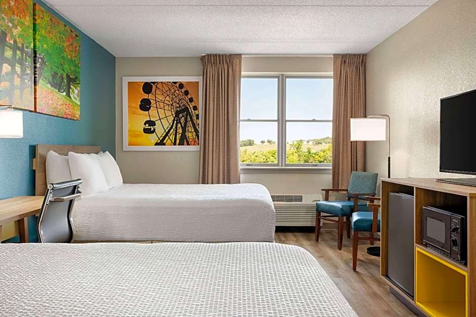 Days Inn by Wyndham Hershey