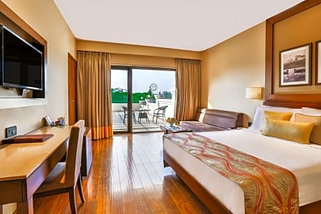 Grande Room with Patio Access