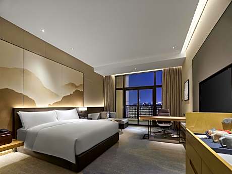 Executive King Room