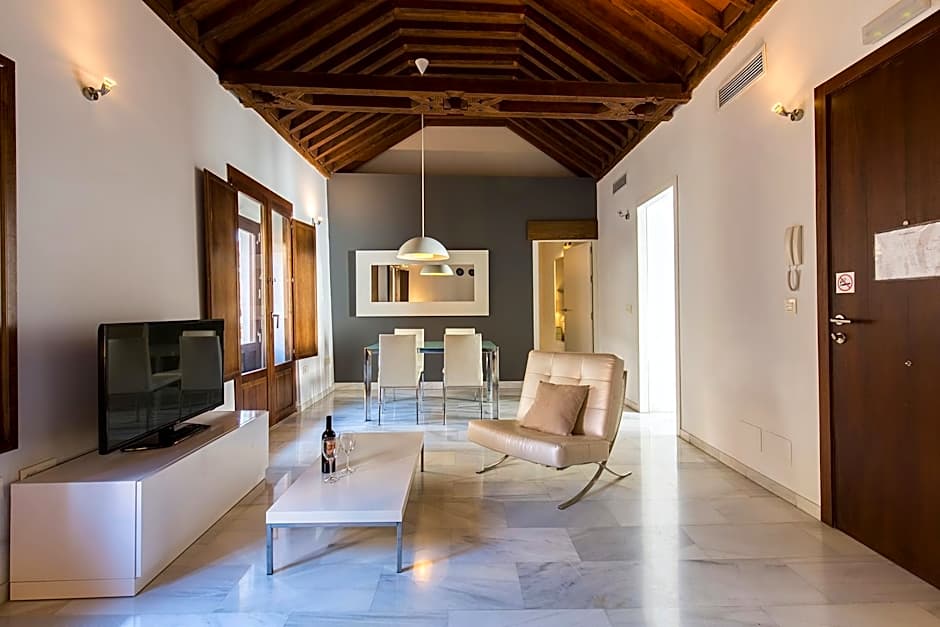 Elvira Suites