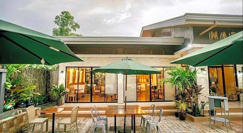Marieli Suites