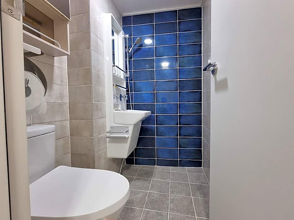 Bluehum Guesthouse