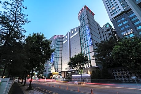 Symphony Hotel
