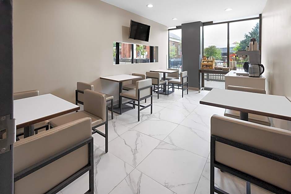 Days Inn by Wyndham Staten Island