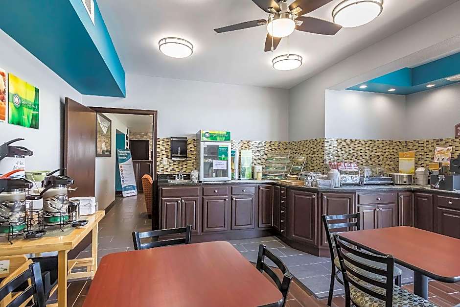 The Riverstone Hotel