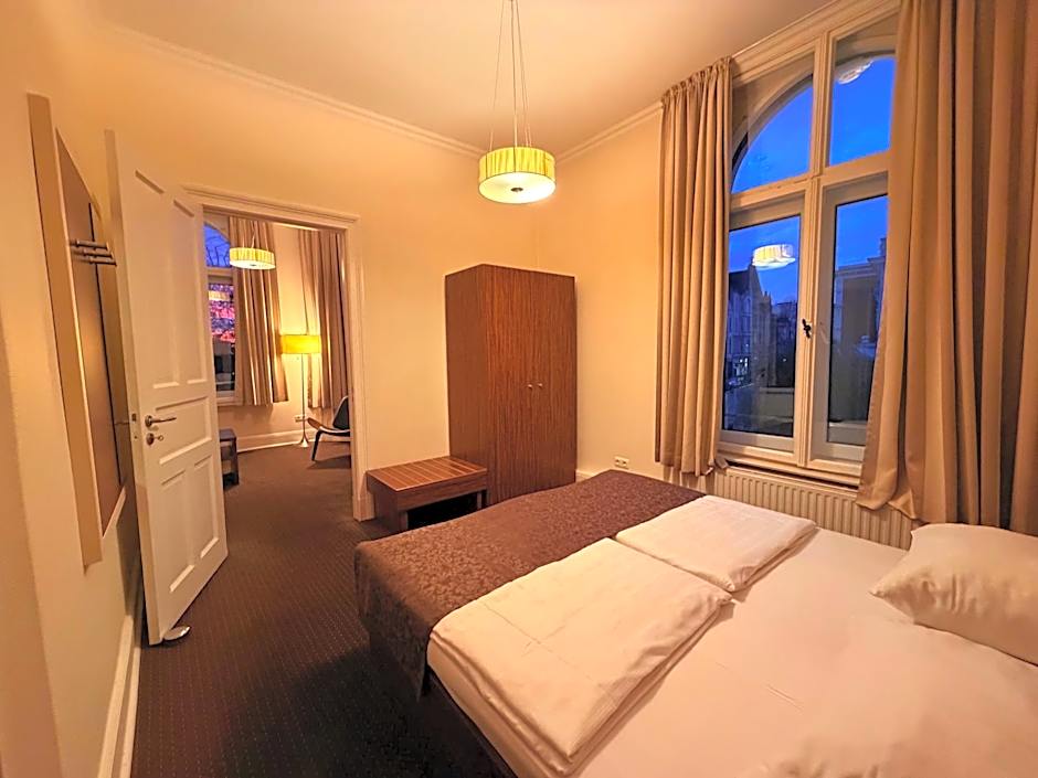 Hotel Excellent
