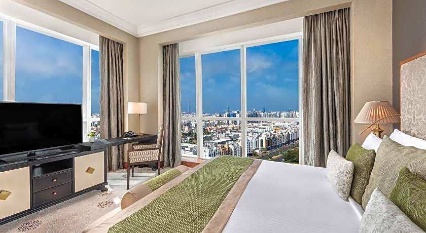 Dusit Thani Abu Dhabi Hotel