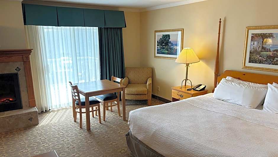 Magnuson Grand Pioneer Inn And Suites