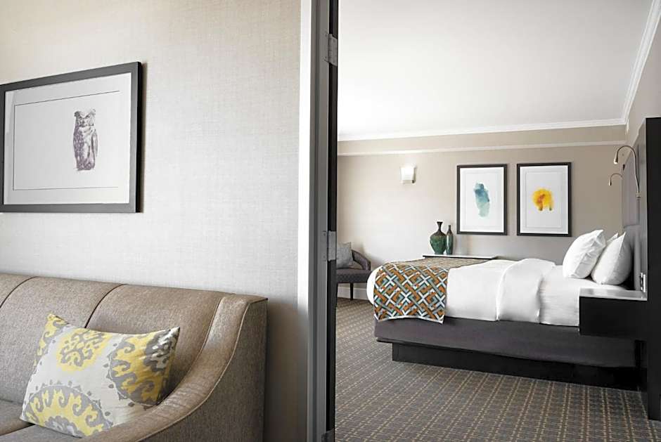 voco The Tiger Hotel, Columbia, MO By IHG