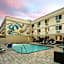 Redondo Beach Hotel, Tapestry Collection by Hilton