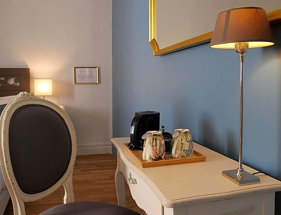 Hôtel De L'Amphithéâtre