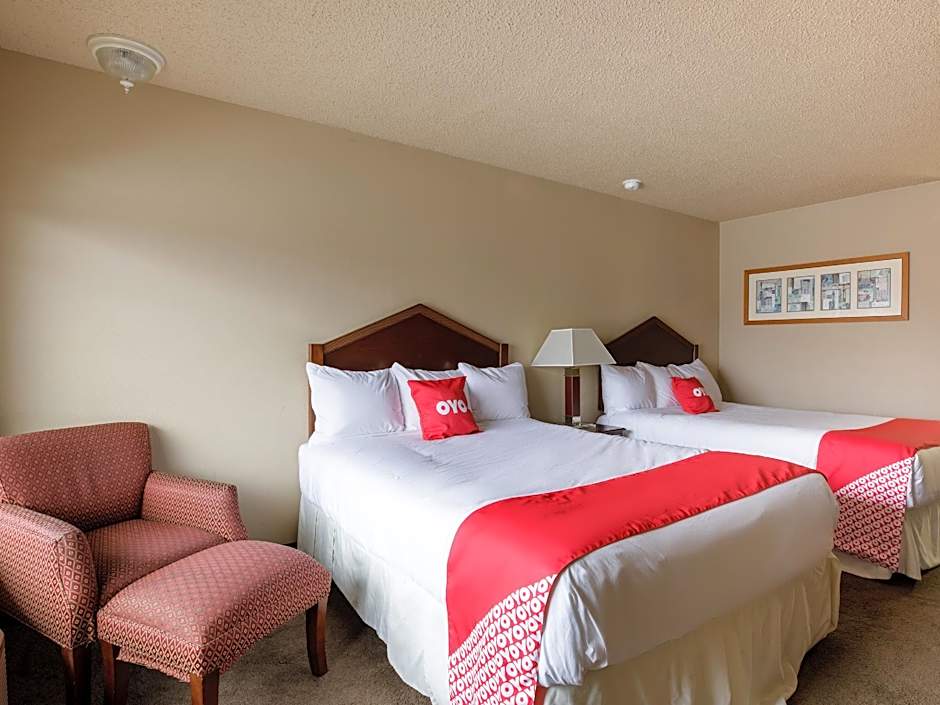 OYO Hotel Branson MO-165