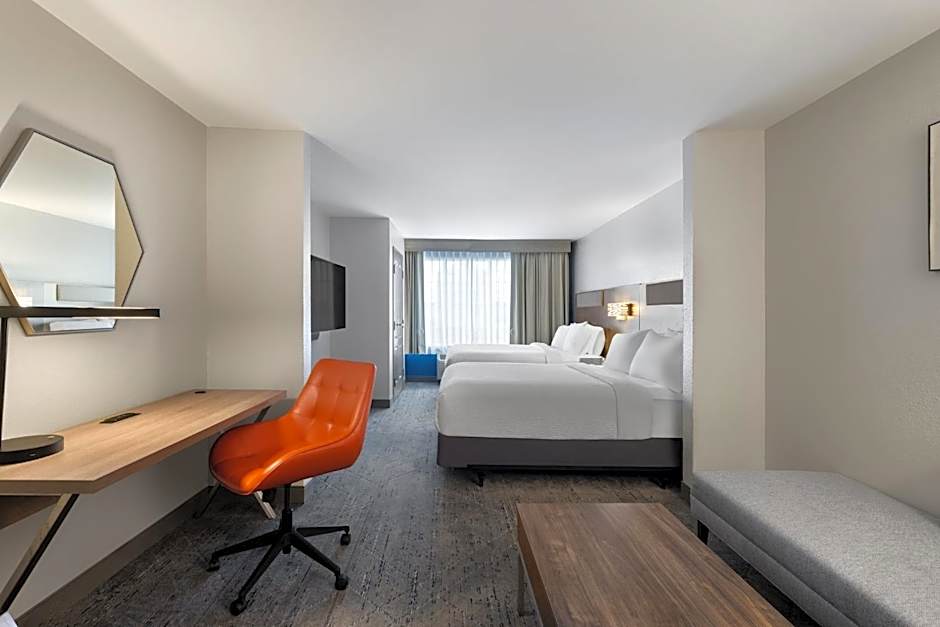 HOLIDAY INN EXPRESS SAVANNAH AIRPORT By IHG