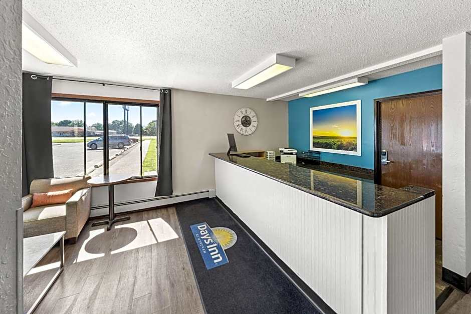 Days Inn by Wyndham Winona