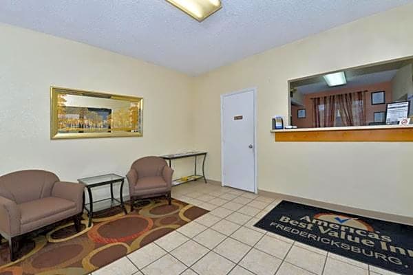 Americas Best Value Inn - Fredericksburg North