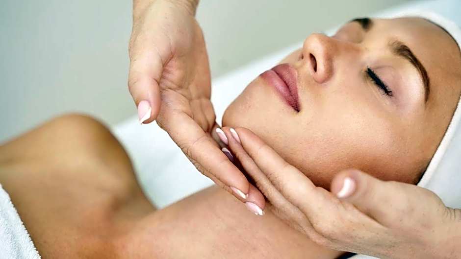 Hotel AlpenSchlössl