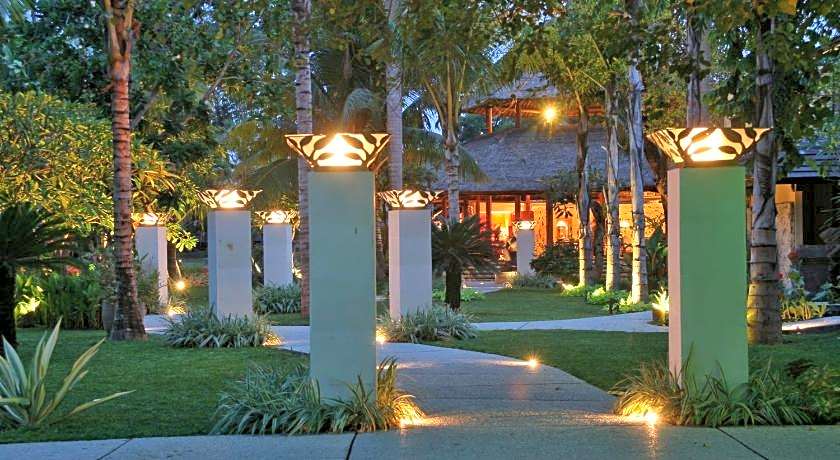 Segara Village Hotel