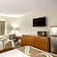 Rodeway Inn & Suites Grand Rapids Southeast