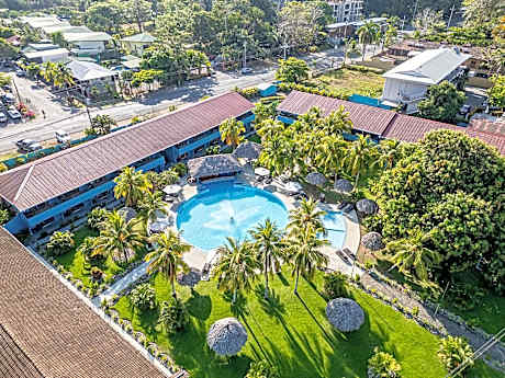 Beach Break Resort & CR Surf Camp