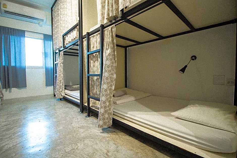 Photo 1 of 2 of Bunk Bed in Mixed Dormitory Room